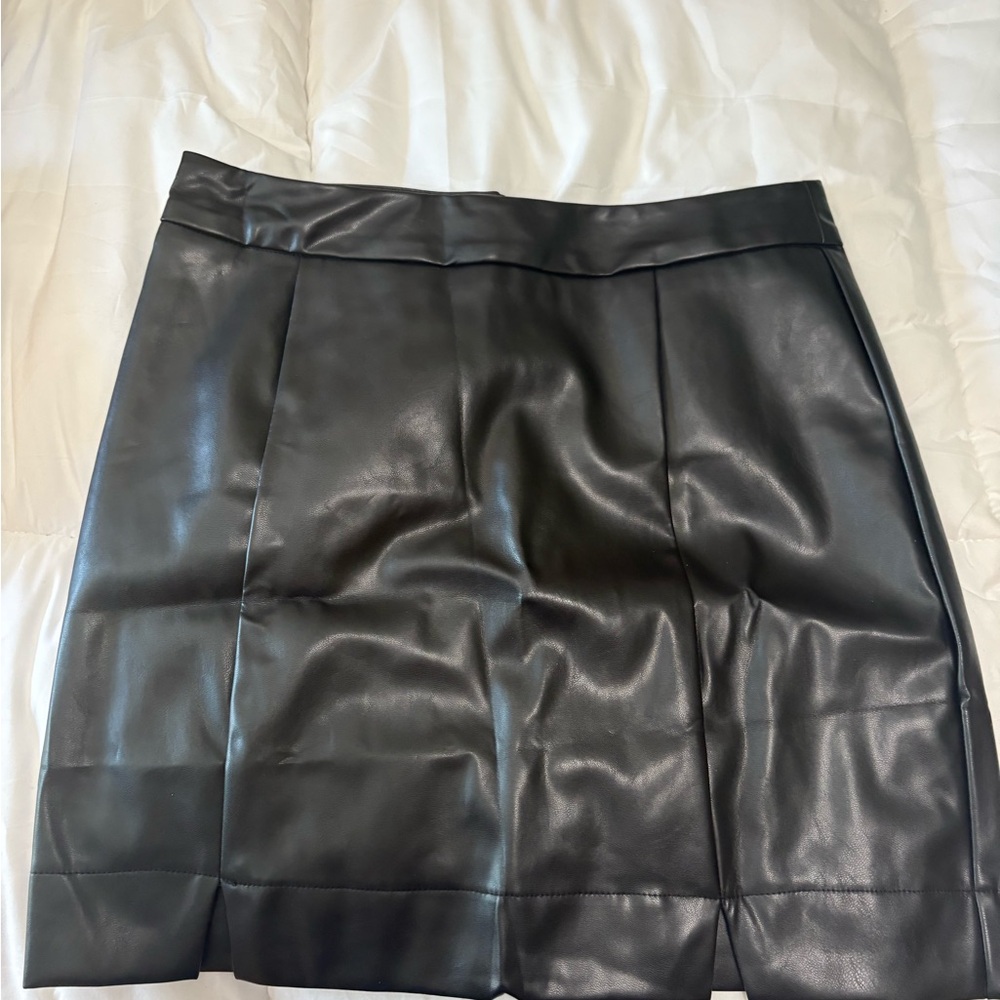 Love Black Mini Skirt, Long Sleeve Dress and Short Sleeve Dress for Night Out